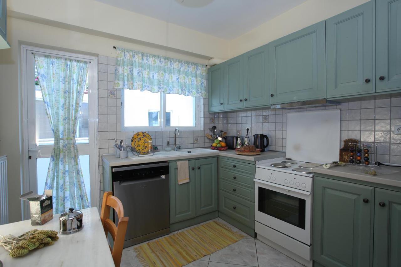 Unique Flat With Sea View At Edem Beach - A Seafront Property By Athenian Homes Екстериор снимка