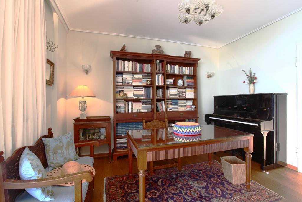 Unique Flat With Sea View At Edem Beach - A Seafront Property By Athenian Homes Екстериор снимка