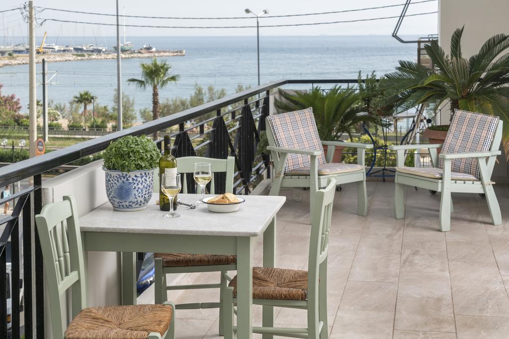 Unique Flat With Sea View At Edem Beach - A Seafront Property By Athenian Homes Екстериор снимка